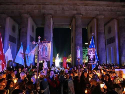 5th Fatima Light Procession in Berlin: A Witness of Faith and Peace